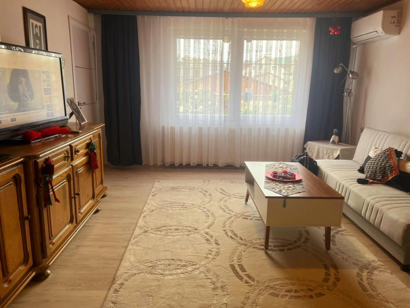 プリシュティナOld Street Houseアパートメント エクステリア 写真