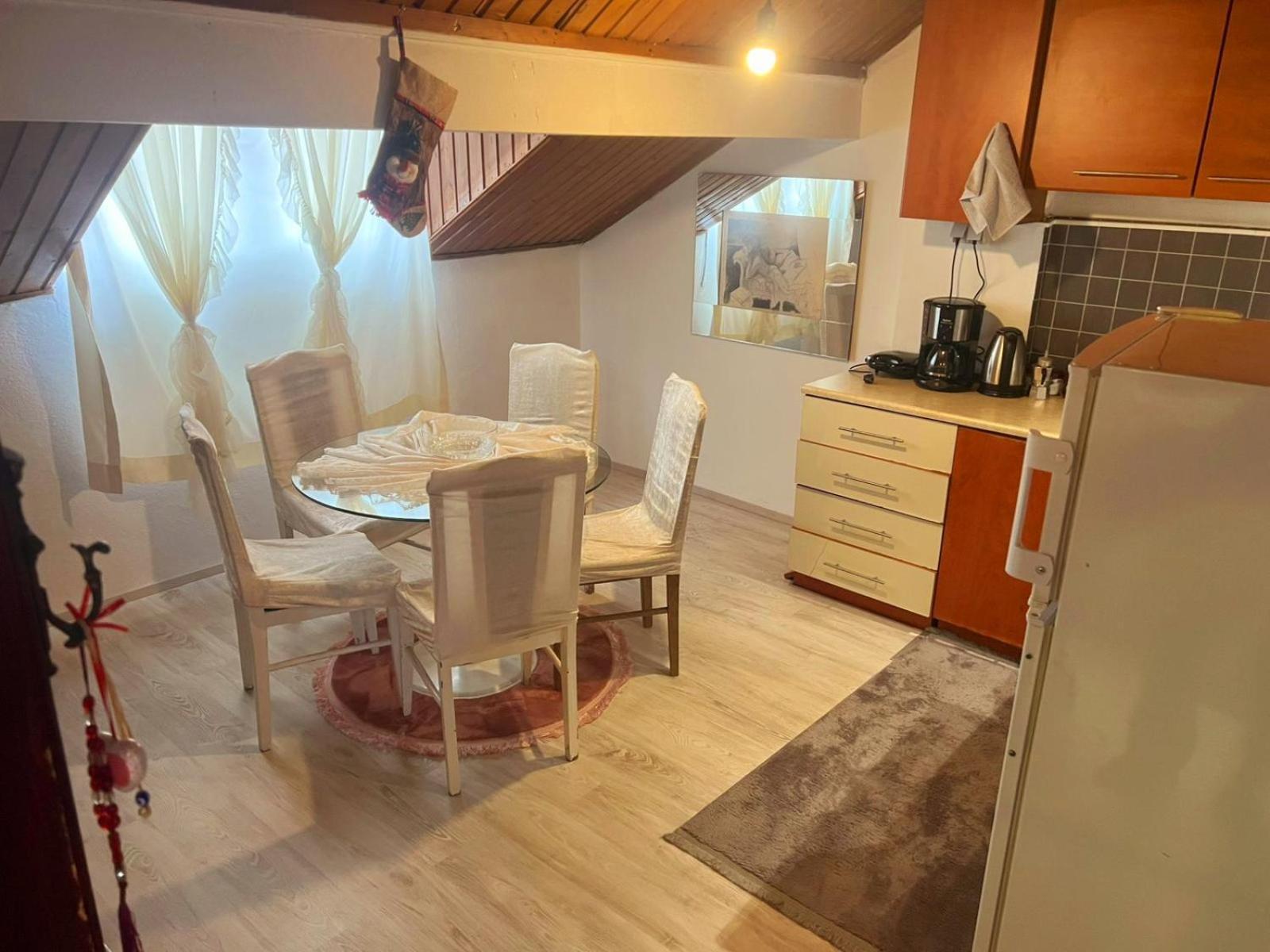 プリシュティナOld Street Houseアパートメント エクステリア 写真