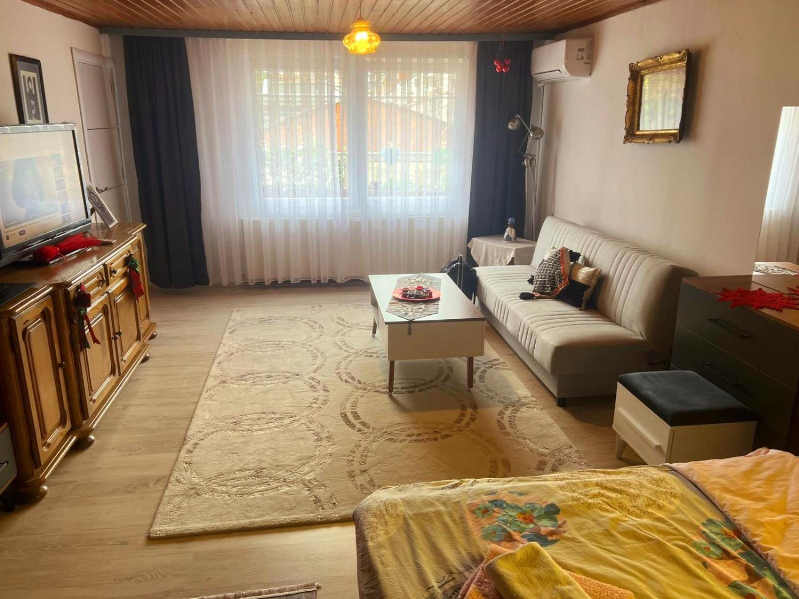 プリシュティナOld Street Houseアパートメント エクステリア 写真